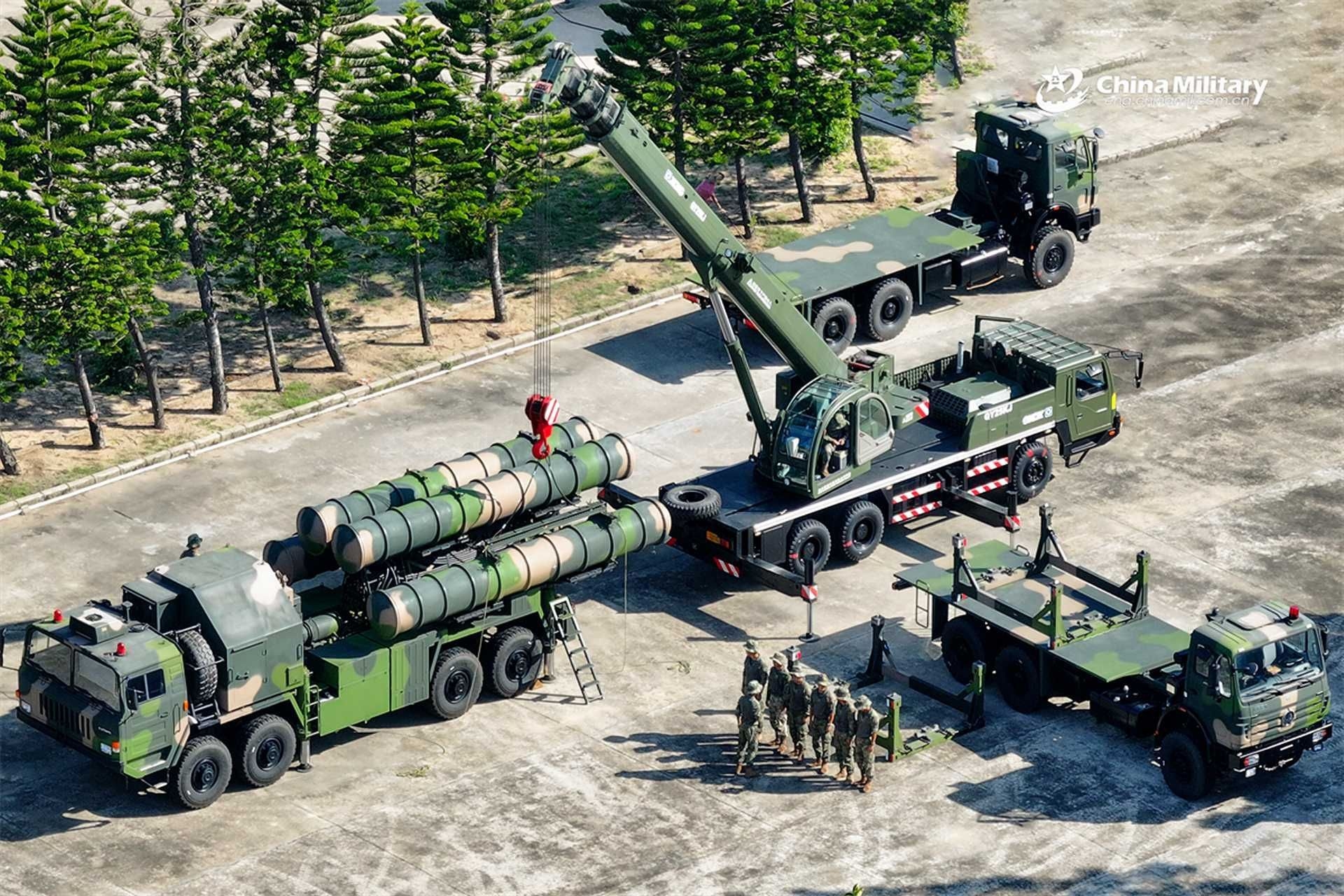 A Chinese HQ-9B air defense system