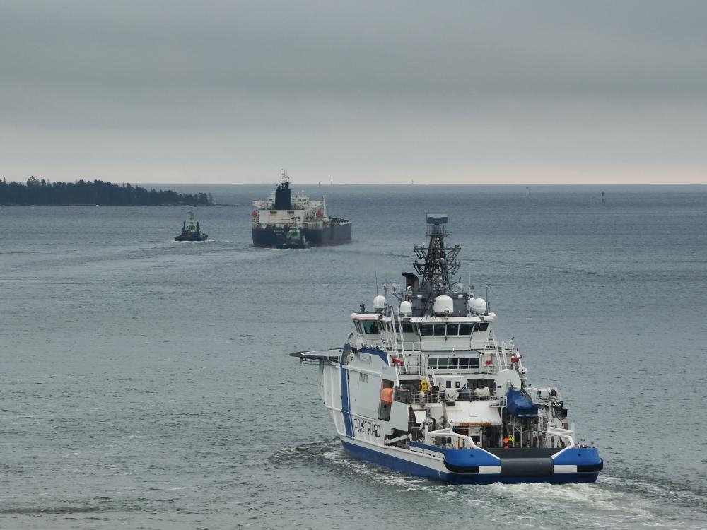 Finnish Border Guard monitors the departure of the Eagle S tanker into international waters. Photo: Police of Finland