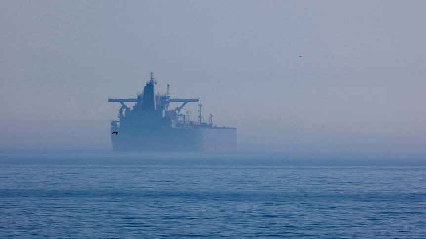 The Eventin, a «shadow fleet» tanker confiscated by Germany, pictured off the shore of Sassnitz on April 16, 2025. Photo: Tobias Schile / Reuters