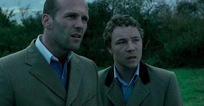 “Turkish” (left), played by Jason Statham, and “Tommy” (right), played by Stephen Graham, appear in Guy Ritchie's 2000 film Snatch.