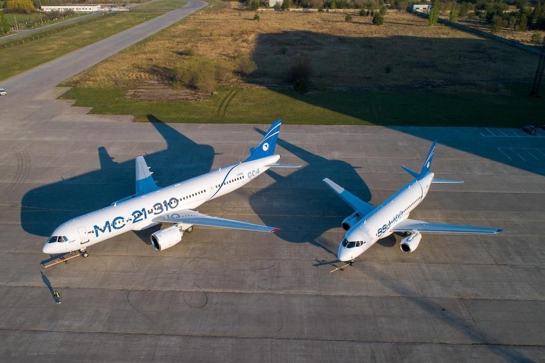 PJSC Yakovlev's MC-21 (left) and SSJ-100 (right) passenger aircraft. Photo: United Aircraft Corporation