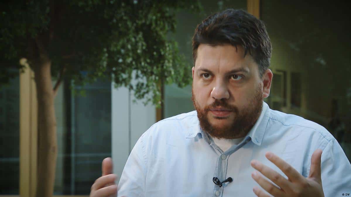 Navalny aide Leonid Volkov resigns as head of Anti-Corruption Foundation due to “political error” over Alfa Group sanctions relief letter