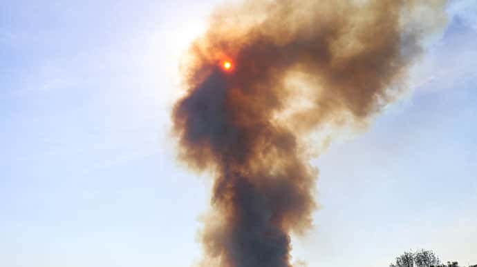 Израиль утверждает, что за взрывами в Египте стоят хуситы 