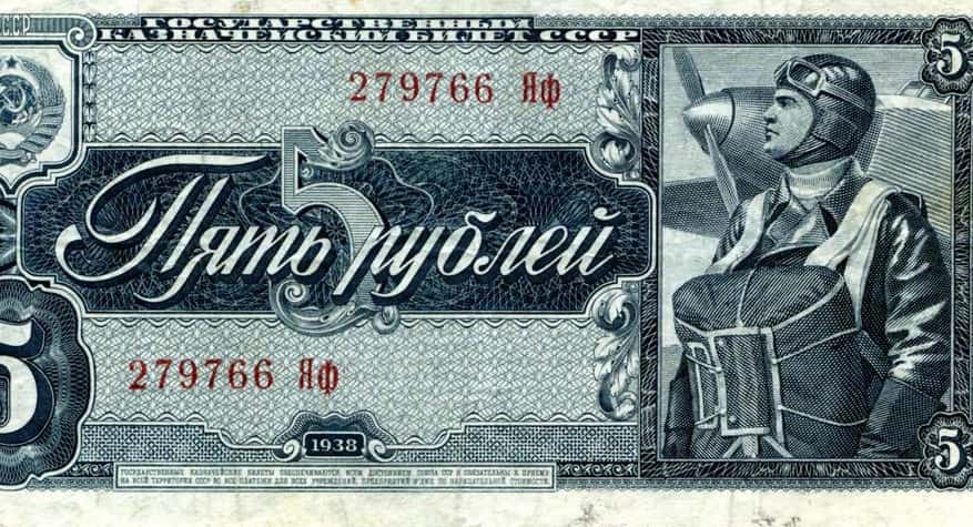 Guns vs. eggs: Economist Igor Lipsits on Russia’s dismal economic results in 2023