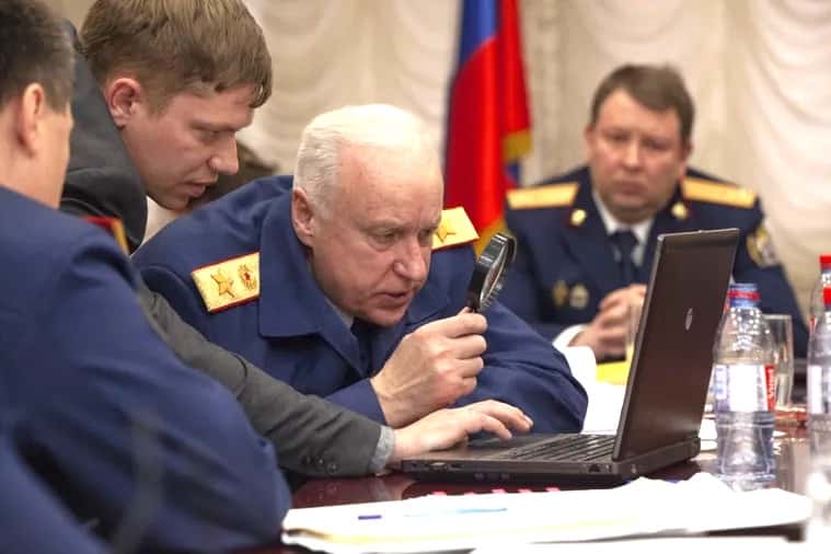 Те же — в профиль. Дела за «молчание», кампании против «врагов народа», другие репрессивные приемы сталинских времен, вернувшиеся при Путине