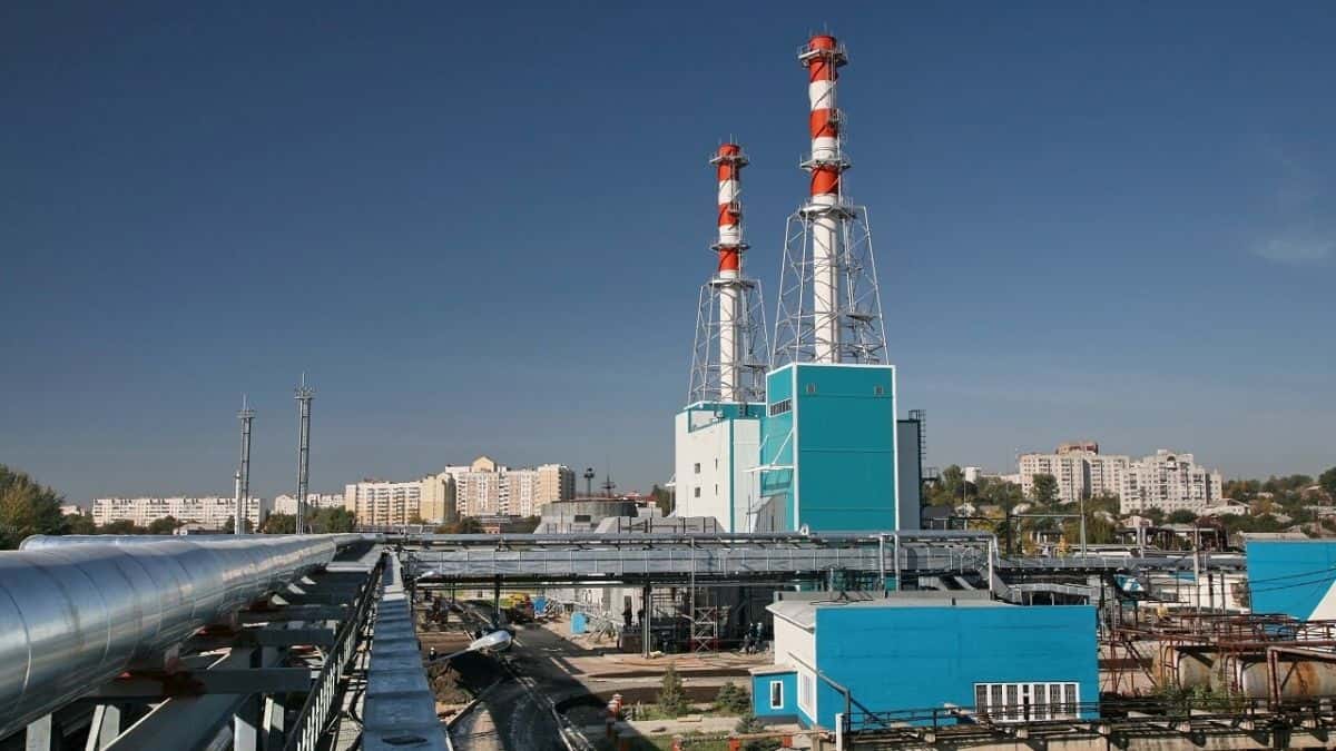 В Белгороде повторно атаковали ТЭЦ «Луч»: город и пригороды остались без света — ASTRA