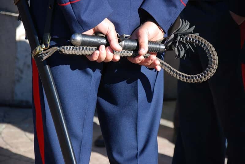 "Казаков", избивавших людей на Пушкинской площади, выпороли нагайками другие "казаки"