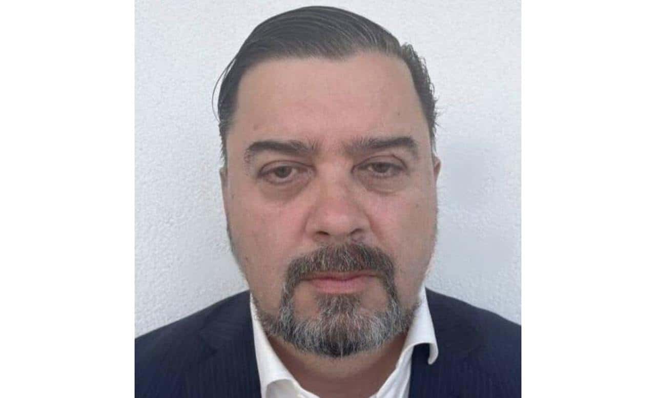 De Facto: Предполагаемый организатор нападения на Леонида Волкова ездил по Европе по поддельному латвийскому паспорту