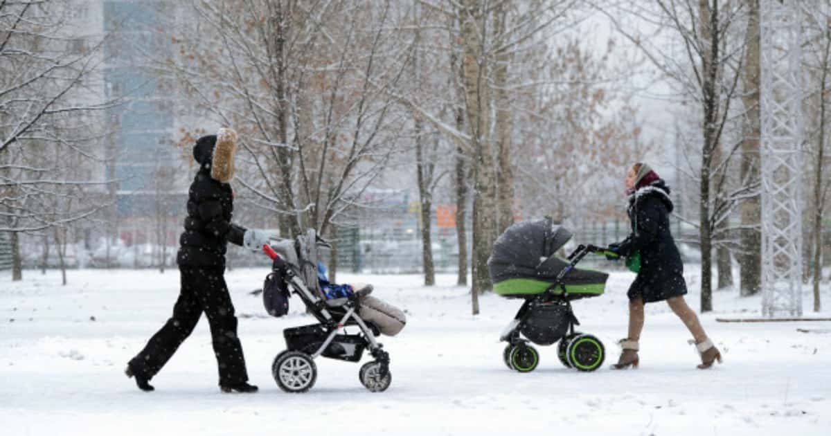 Путин заявил о демографическом спаде. Госпрограммы поддержки семей не повлияют быстро на рождаемость — демограф
