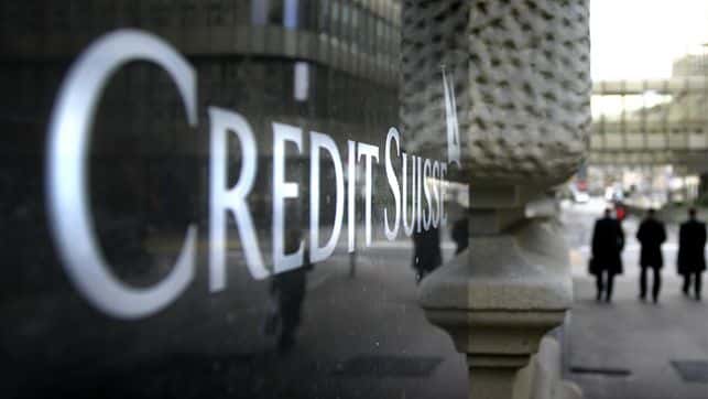 Швейцарский Credit Suisse отказался от обслуживания состоятельных клиентов в России