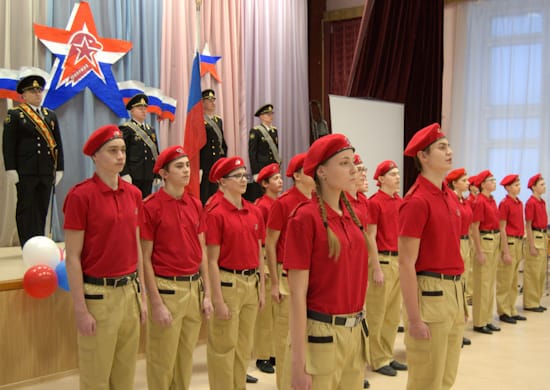 Школьники из Магадана обвинили главу местной «Юнармии» в домогательствах