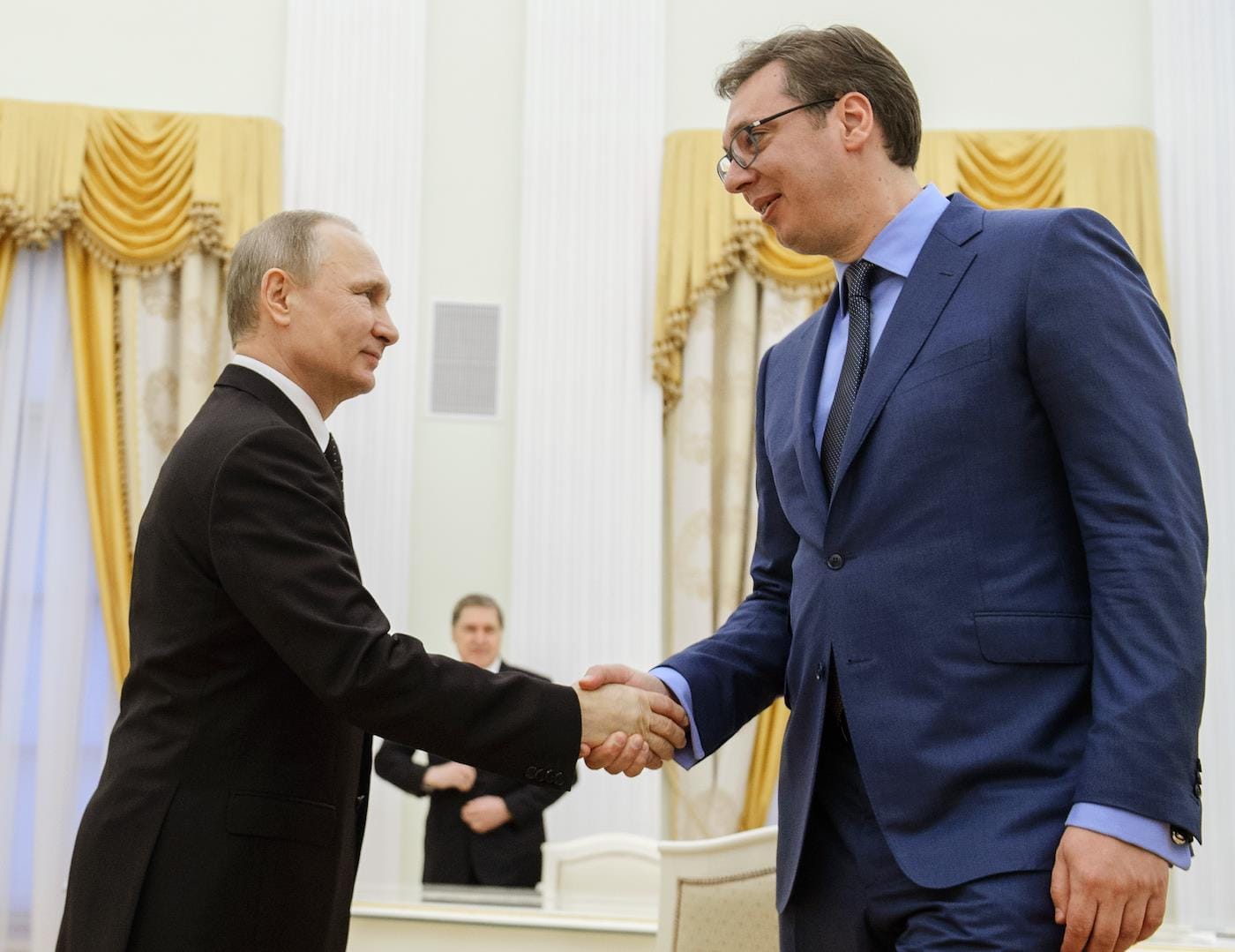 Братья по газовому оружию. Как Кремль покупает лояльность на Балканах