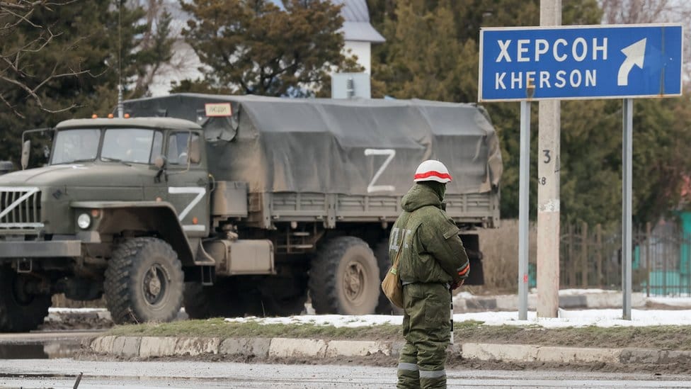 «Soldiers drive around, abducting and beating locals, and you can’t even turn the light on»: Confessions from occupied Kherson