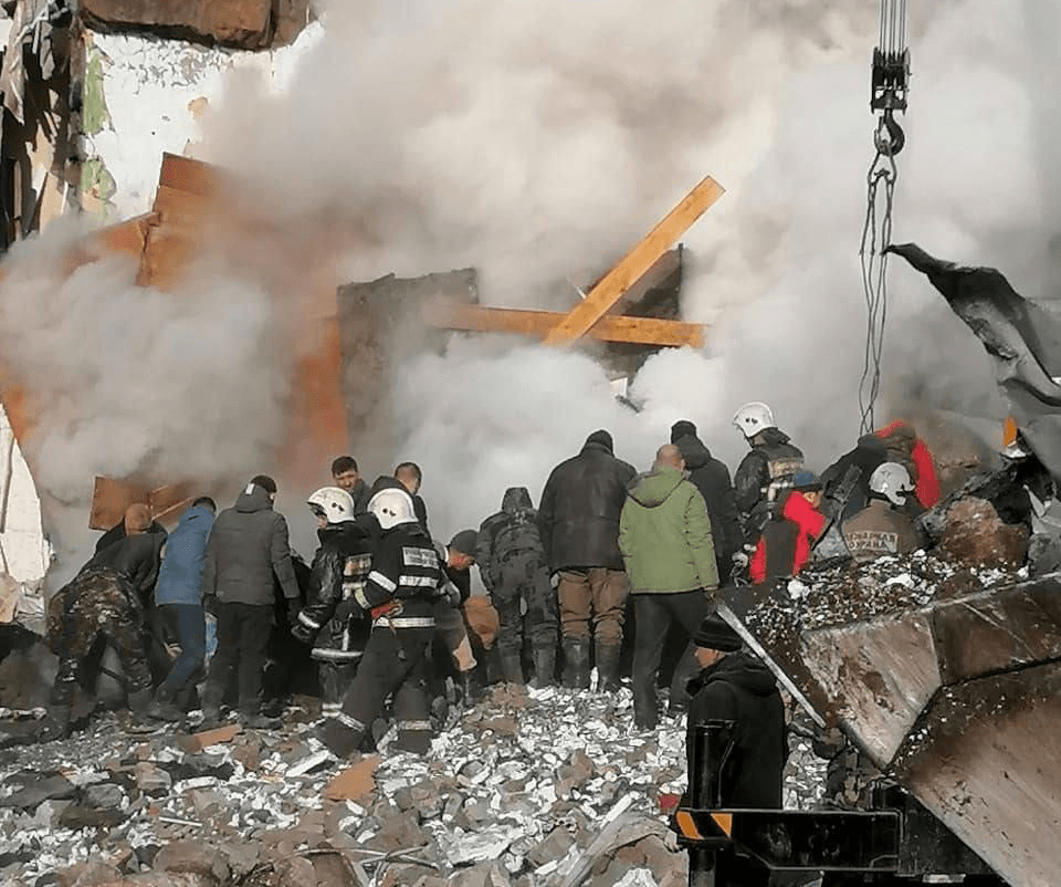 На Сахалине произошел взрыв в жилом доме, погибли семь человек