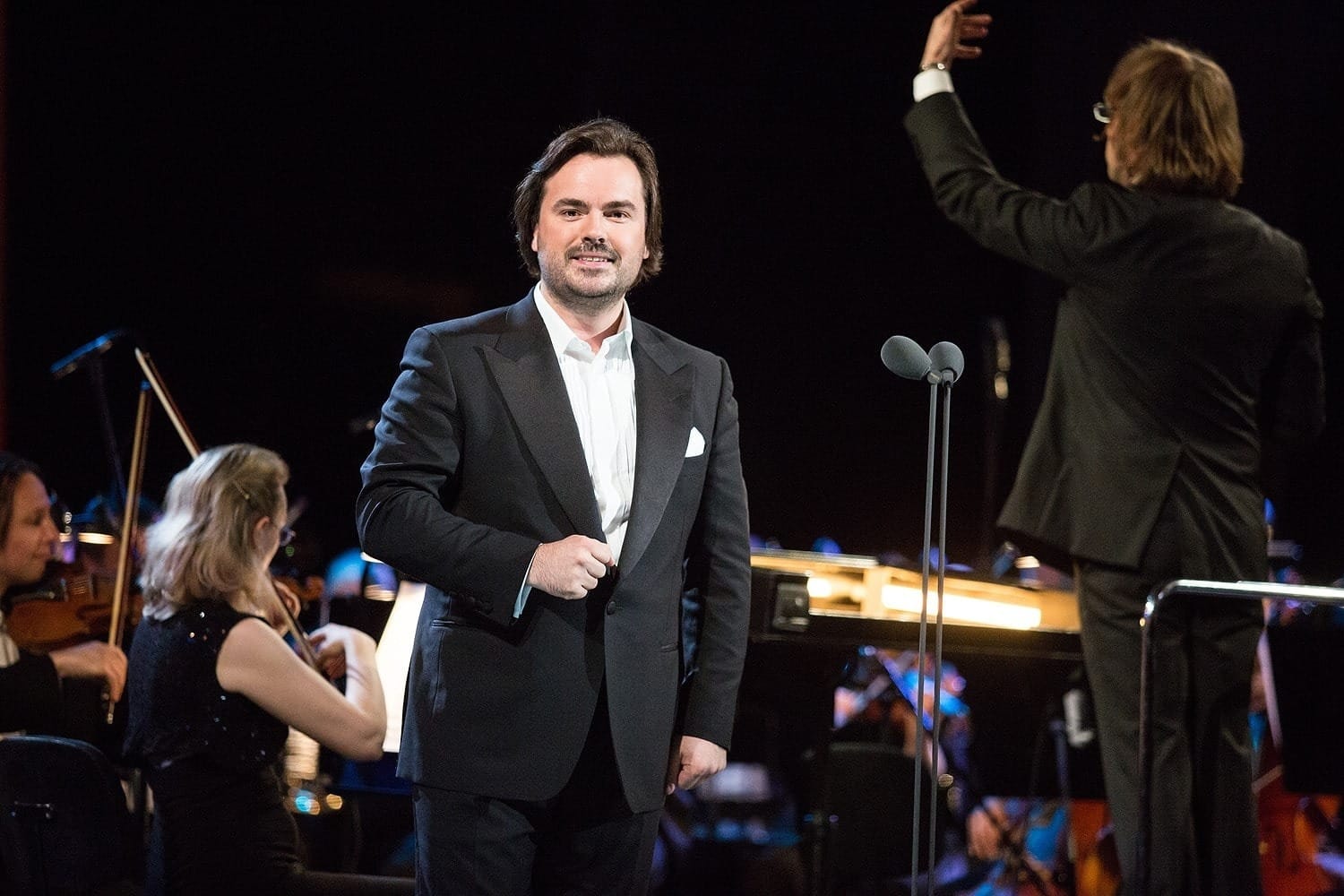 «Лубянский баритон» Василий Ладюк, внесенный в «Миротворец», объявил о выступлениях в Италии