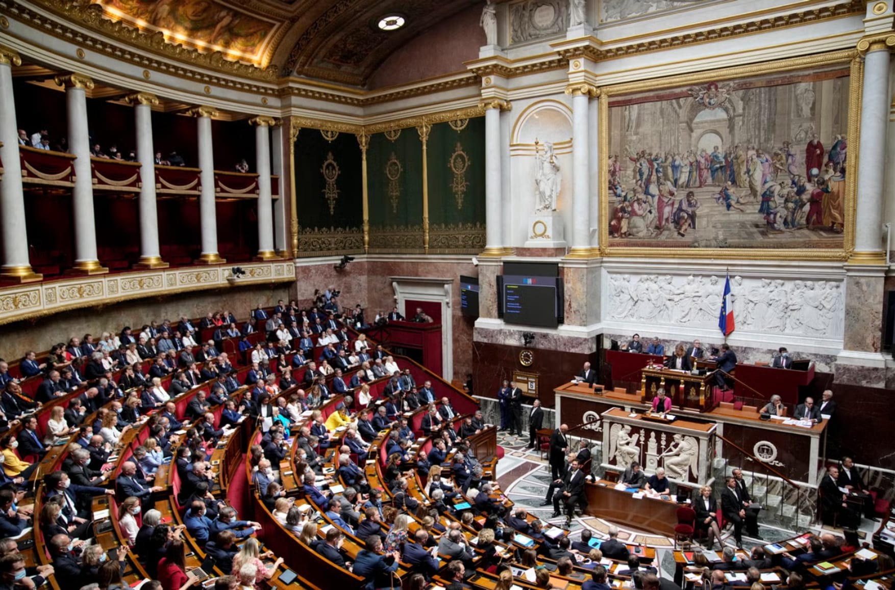 France's political deadlock: Left-centrist tug-of-war may lead to prolonged parliamentary void