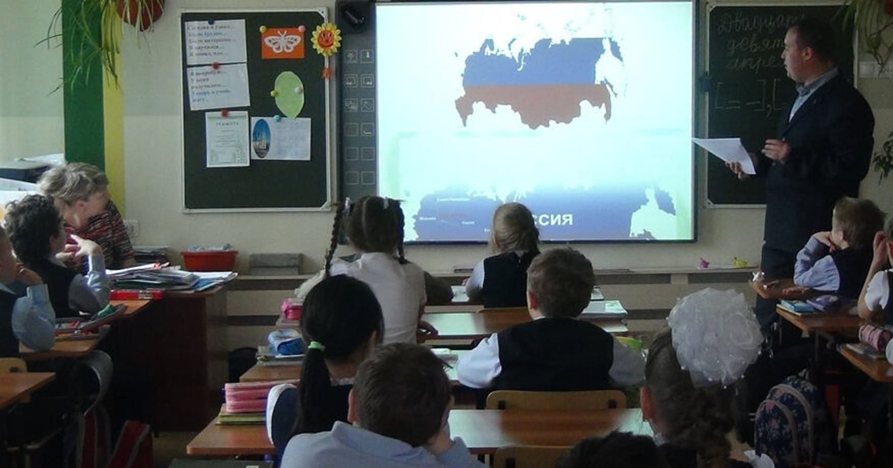 «Children feel they are being deprived of their future.» Confessions of Russian school teachers