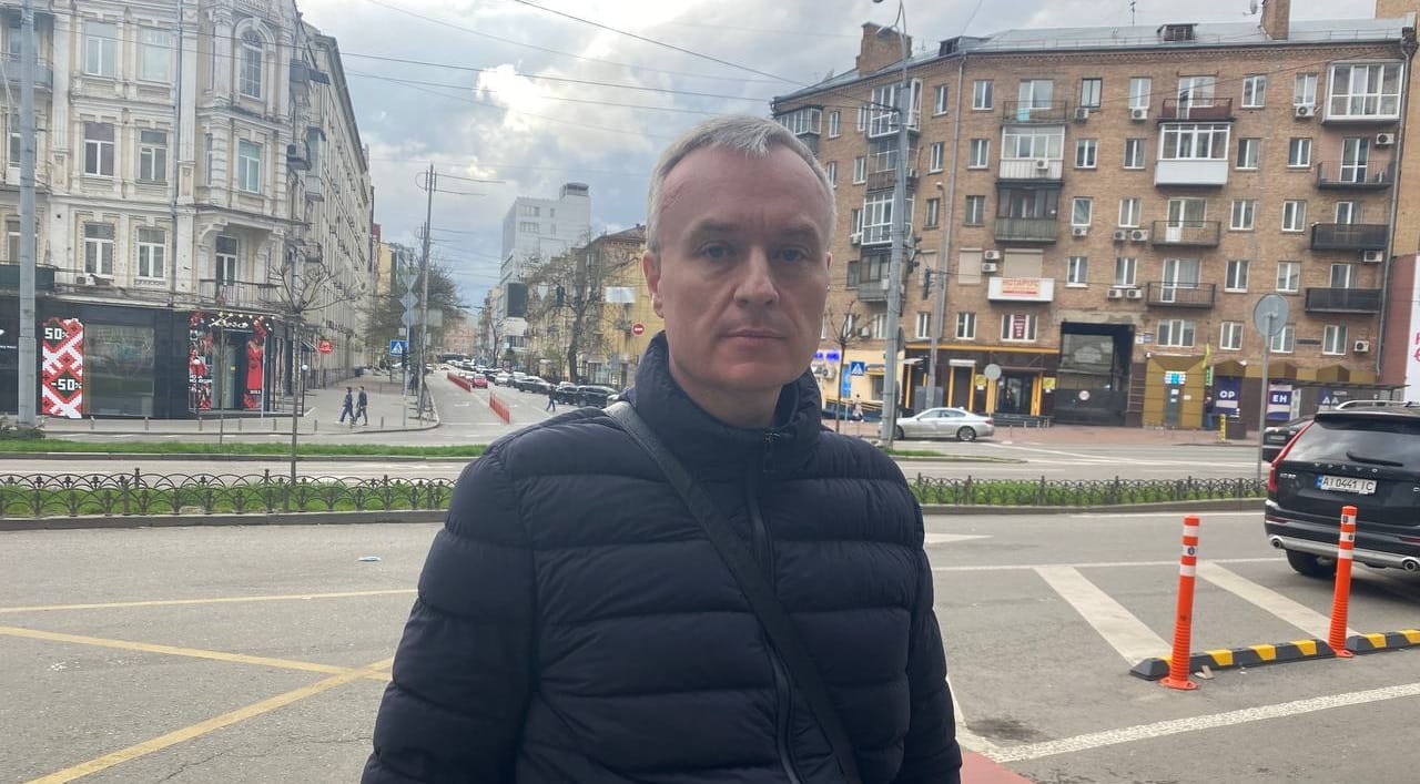 Gazprombank executive Igor Volobuev leaves for Ukraine to join territorial defense, says his colleague’s “suicide” was murder