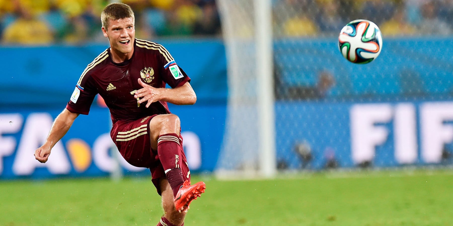 Ex-Russia football captain calls on Putin to stop war