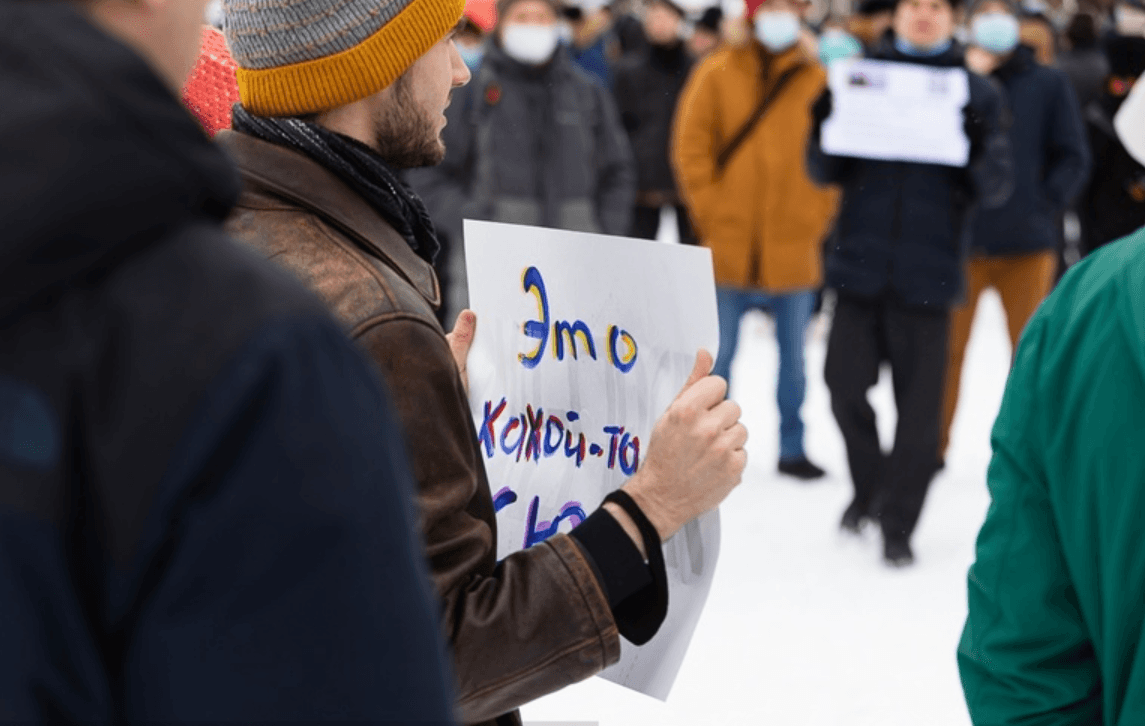 Russian courts have heard 3,500 cases of “armed forces discrediting”, says human rights defender