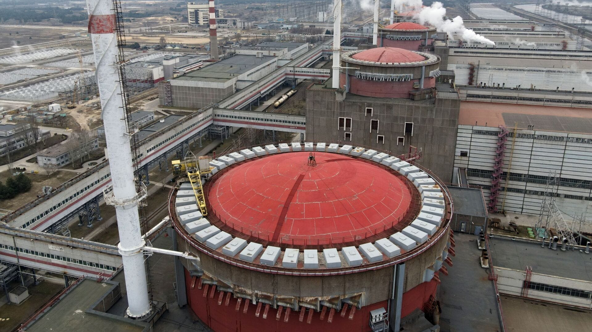 Zaporizhzhia NPP disconnected from the grid for the first time in history. Russia may use it to power Crimea