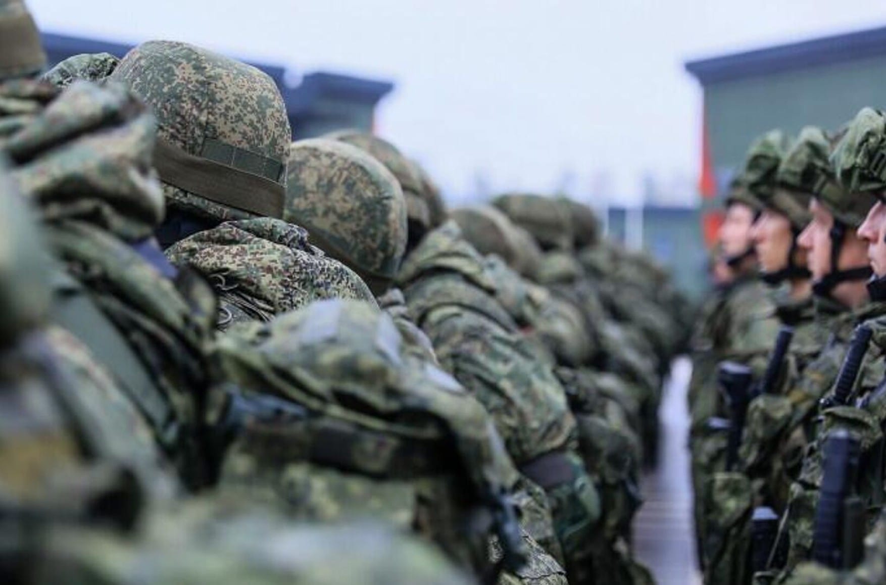 Mobilized men beat up contract soldiers in Moscow region over phone extortion, Baza reports