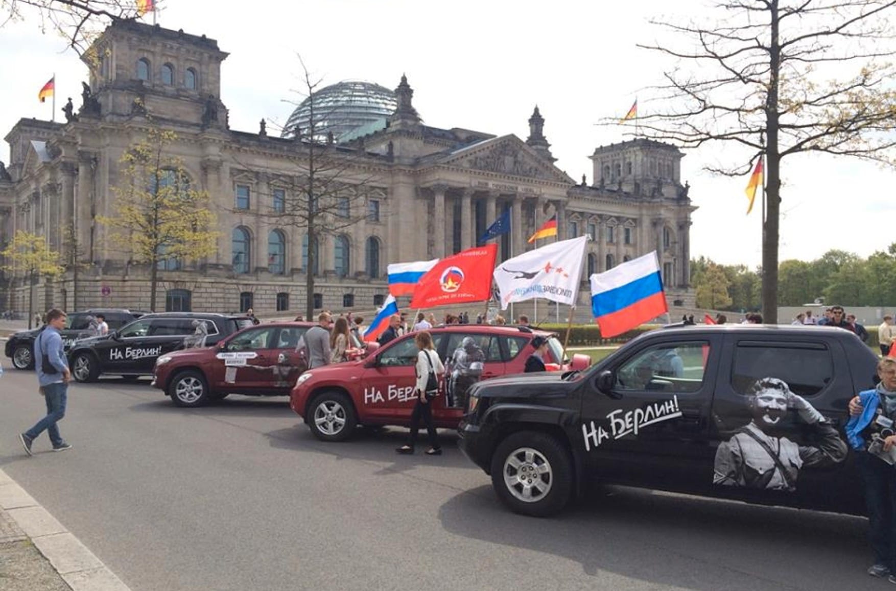 Compatriots 2: How Kremlin organizes pro-Putin rallies in Germany and why neo-Nazis participate 