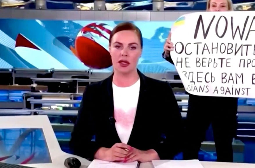 Moldova blocks Russian propaganda media websites