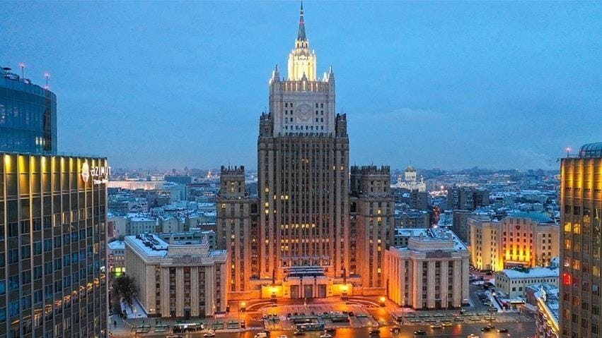 The Russian foreign ministry bans entry for 92 U.S. nationals, including journalists from leading publications