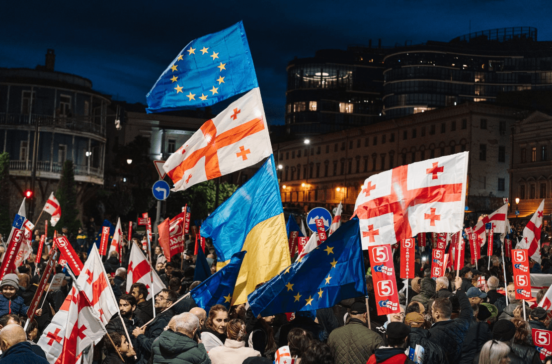 “Georgia chooses the EU”: Tbilisi sees thousands-strong opposition protest