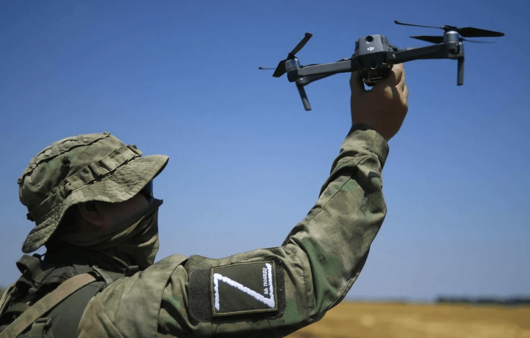 Летательное оружие. Как в России построили миллиардное производство дронов из китайских деталей