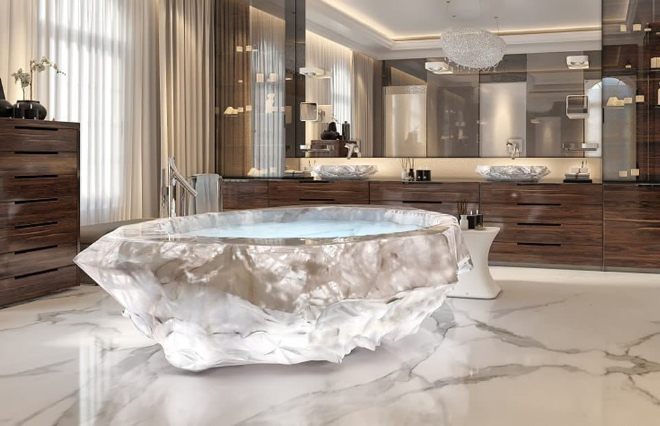 Rostec CEO Sergei Chemezov and his associates acquire “ultraluxe” Dubai villas featuring $1M crystal bathtubs