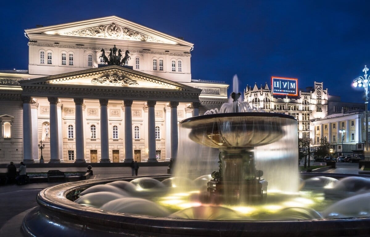 Bolshoi Theater buys surveillance tech to monitor its staff for “interest in the war in Ukraine”