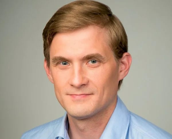 Russian IT worker sentenced to 15 years for “treason” after returning from abroad to visit family