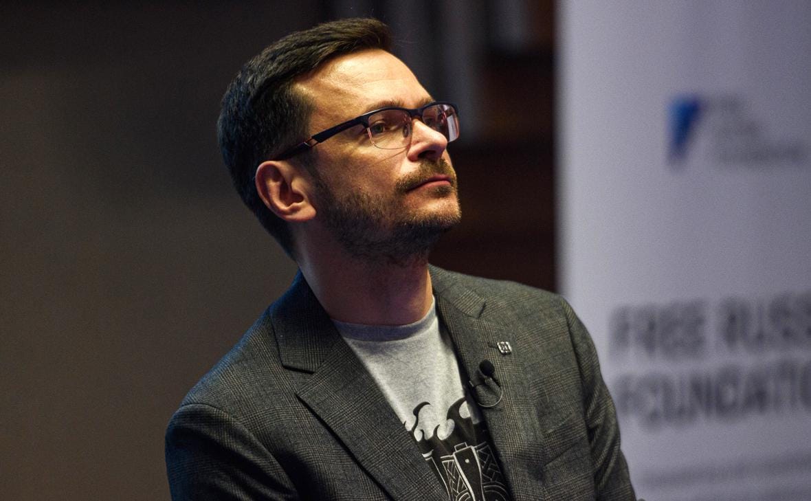 Exiled opposition politician Ilya Yashin announces his Russian citizenship has been revoked