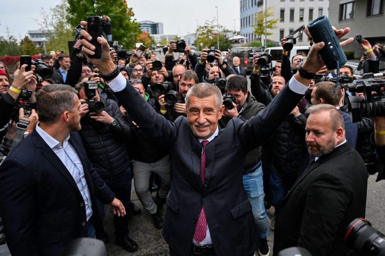 На выборах в парламент Чехии победила правопопулистская партия ANO Андрея Бабиша. Нынешняя правящая коалиция потеряла большинство