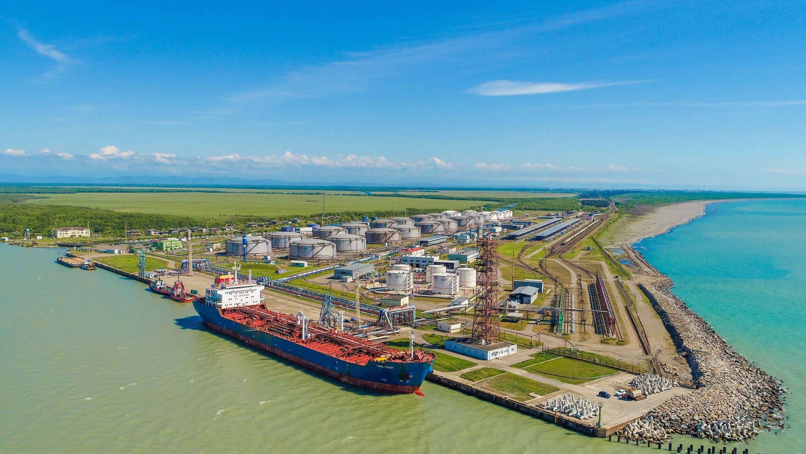 Завод-призрак. Как Грузия помогает Путину обходить нефтяные санкции