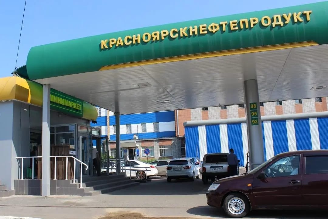 Fuel prices in Russia's Krasnoyarsk jump 24 rubles after one-day drop coinciding with Putin visit