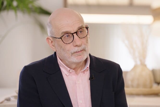 «Запрос идет от общества»: в Минкульте назвали логичным решение убрать с афиш имена деятелей культуры, которые уехали из России