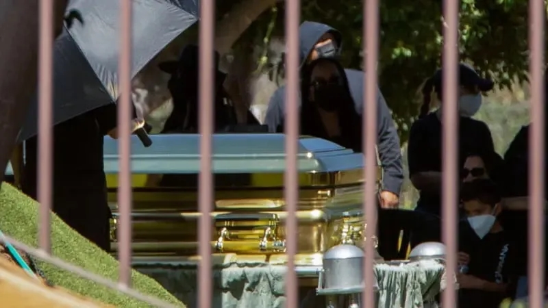 El Mencho’s funeral in a gilded coffin