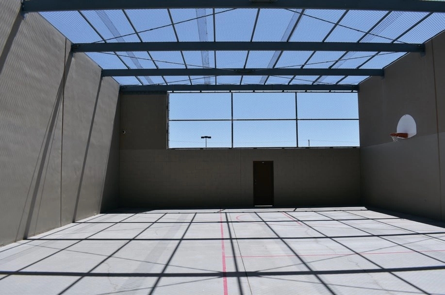 Conditions in U.S. migrant detention centers