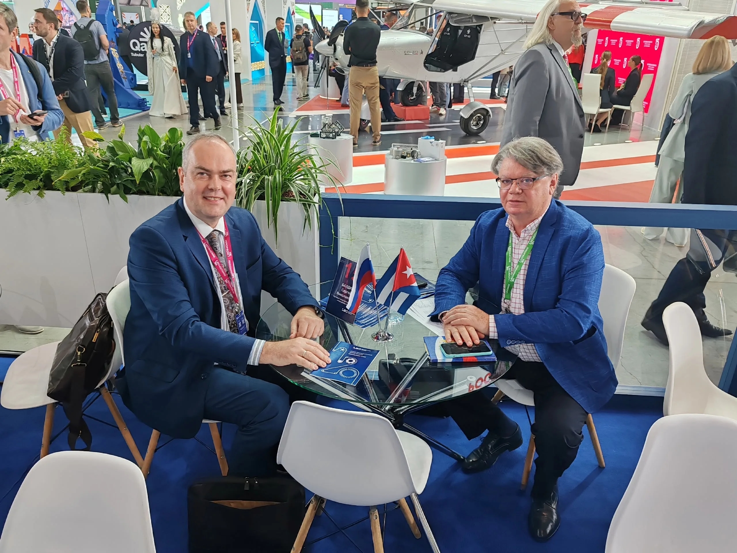 Sergei Baldin (right)