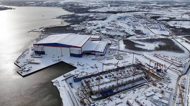 Construction of a floating production facility for the Arctic LNG 2 project in Russia’s Murmansk Region