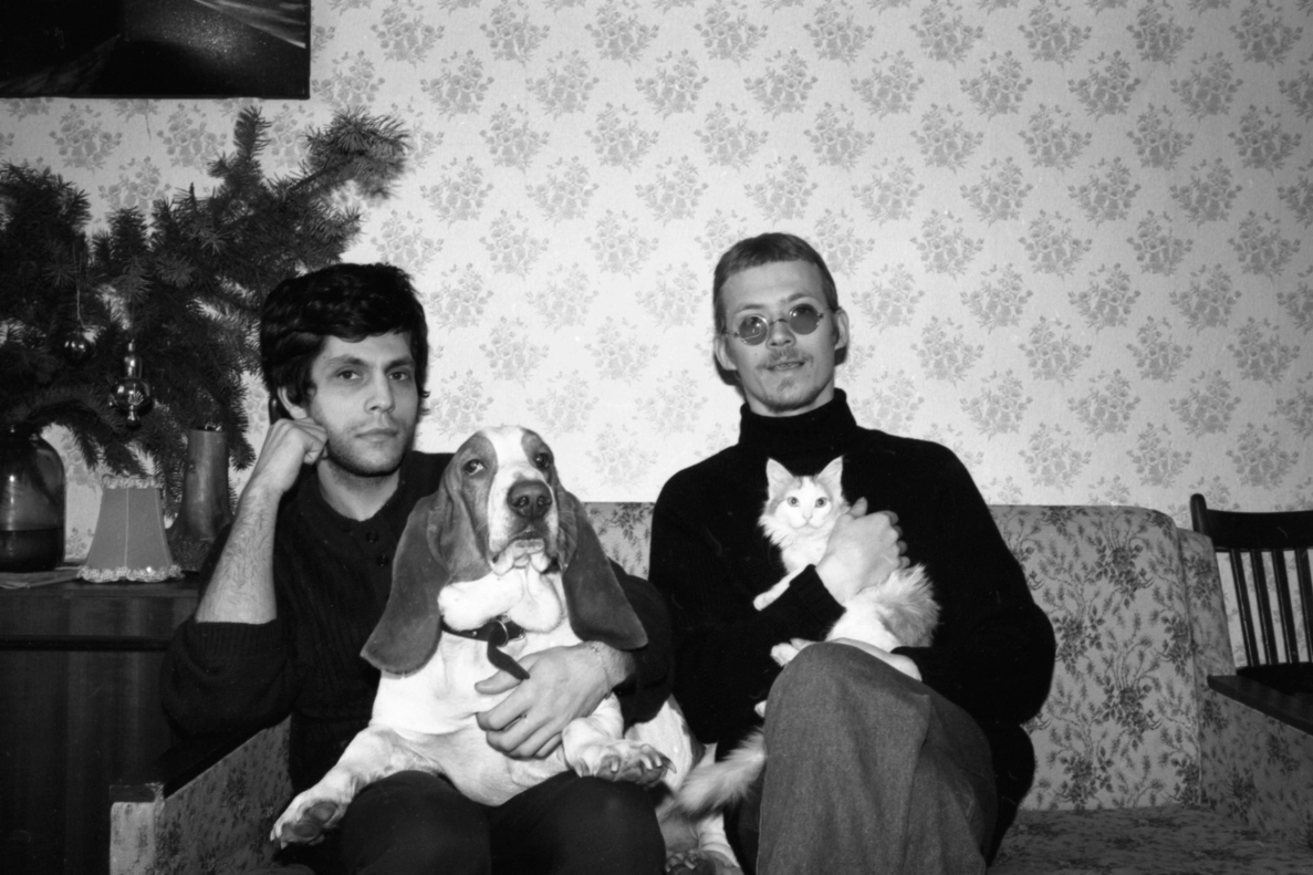 Igor Kaminnik, left, with an unidentified person