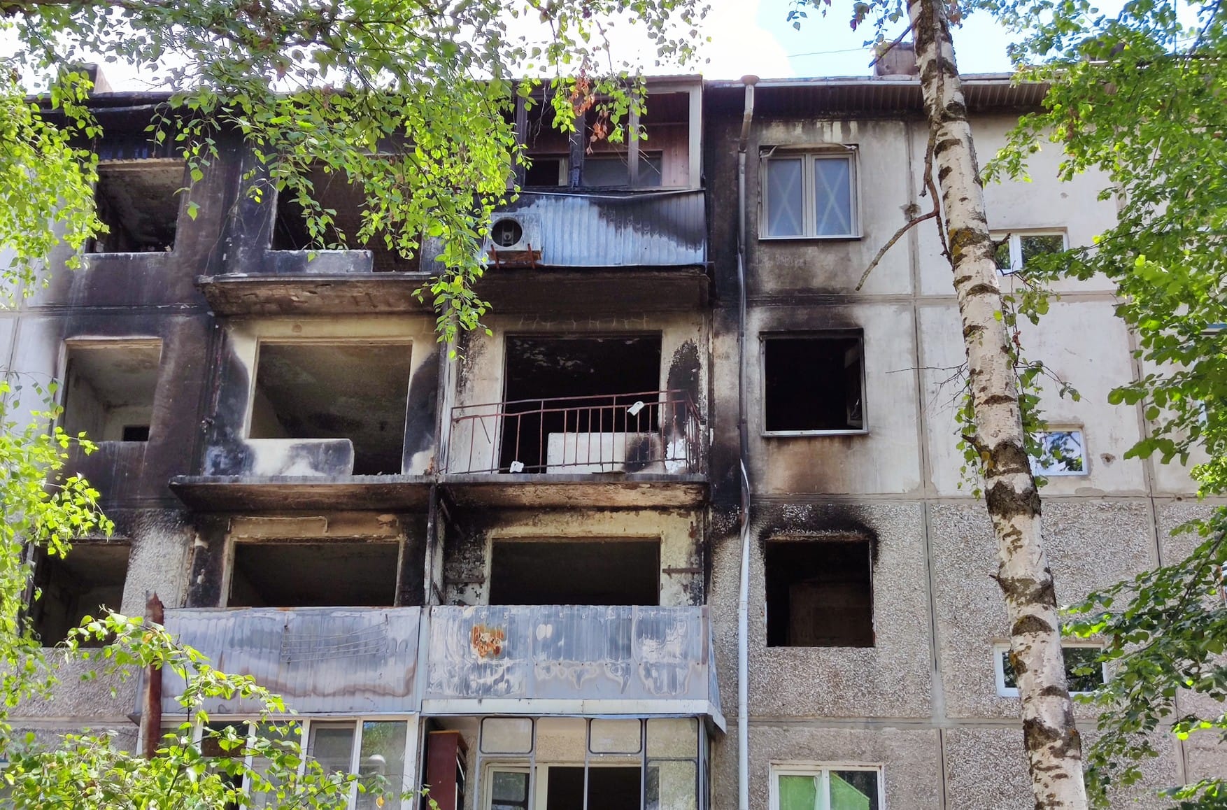 “There's no safety here.” How Russian authorities let the border town of Shebekino and its residents slip into neglect