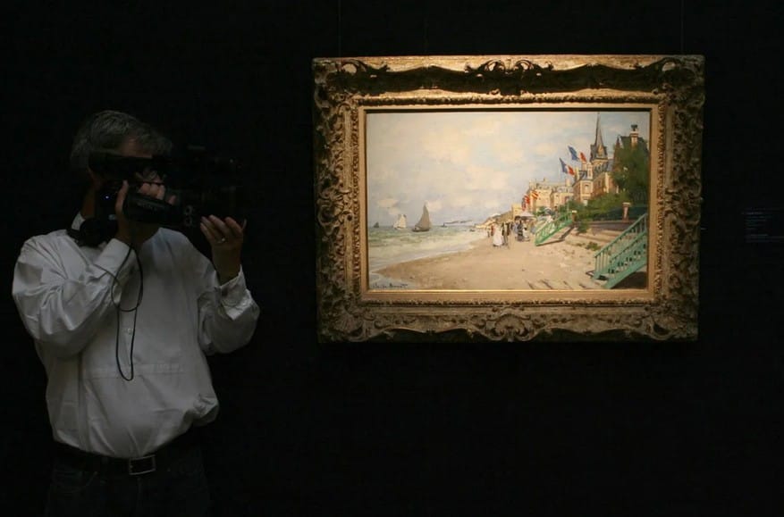 Abramovich hides $1 billion art collection from sanctions via Cyprus-based trust, IStories reports