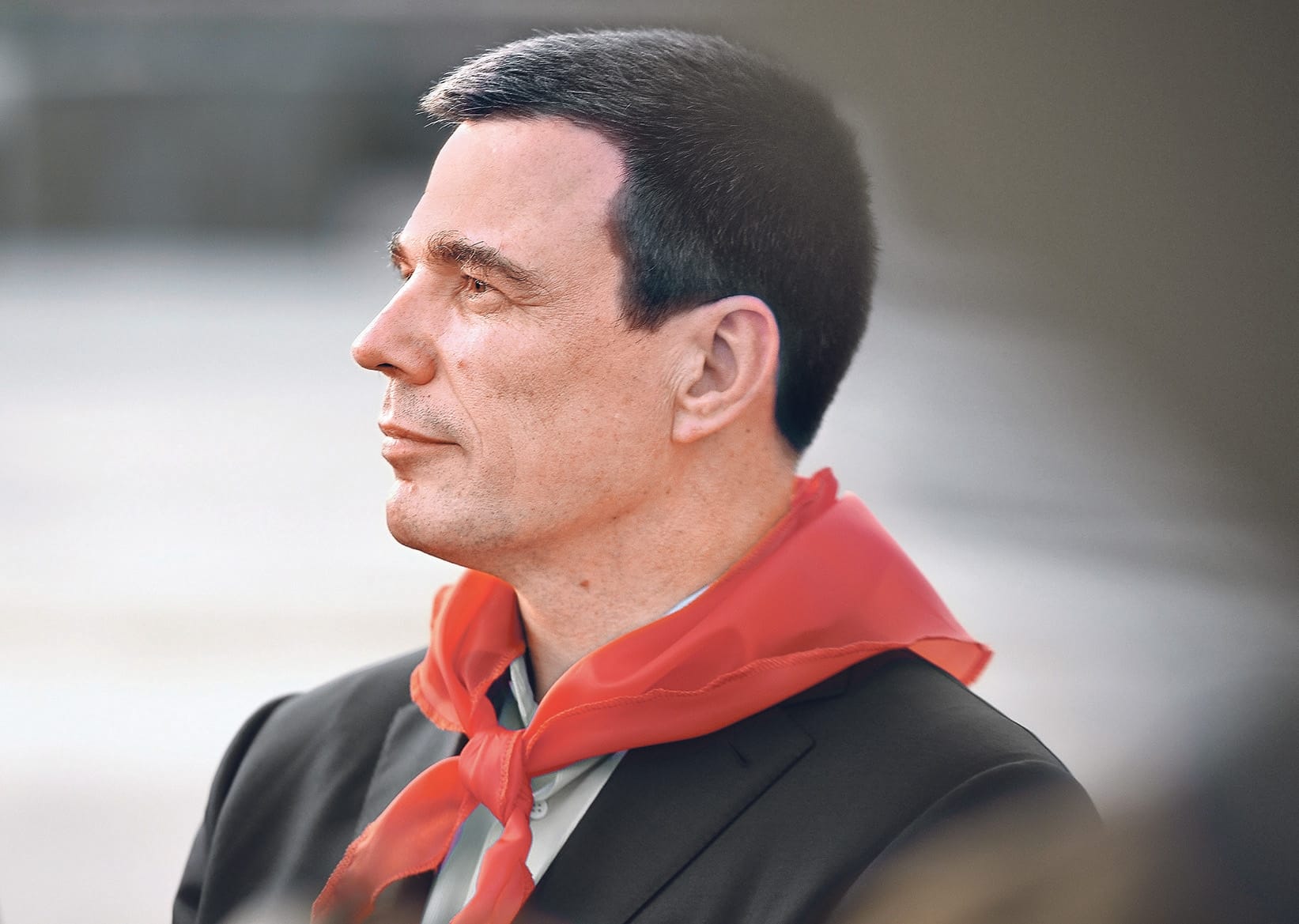 Новая метла по-старому метет. Как новый замглавы Минобороны Олег Савельев спрятал жену и записанное на нее имущество