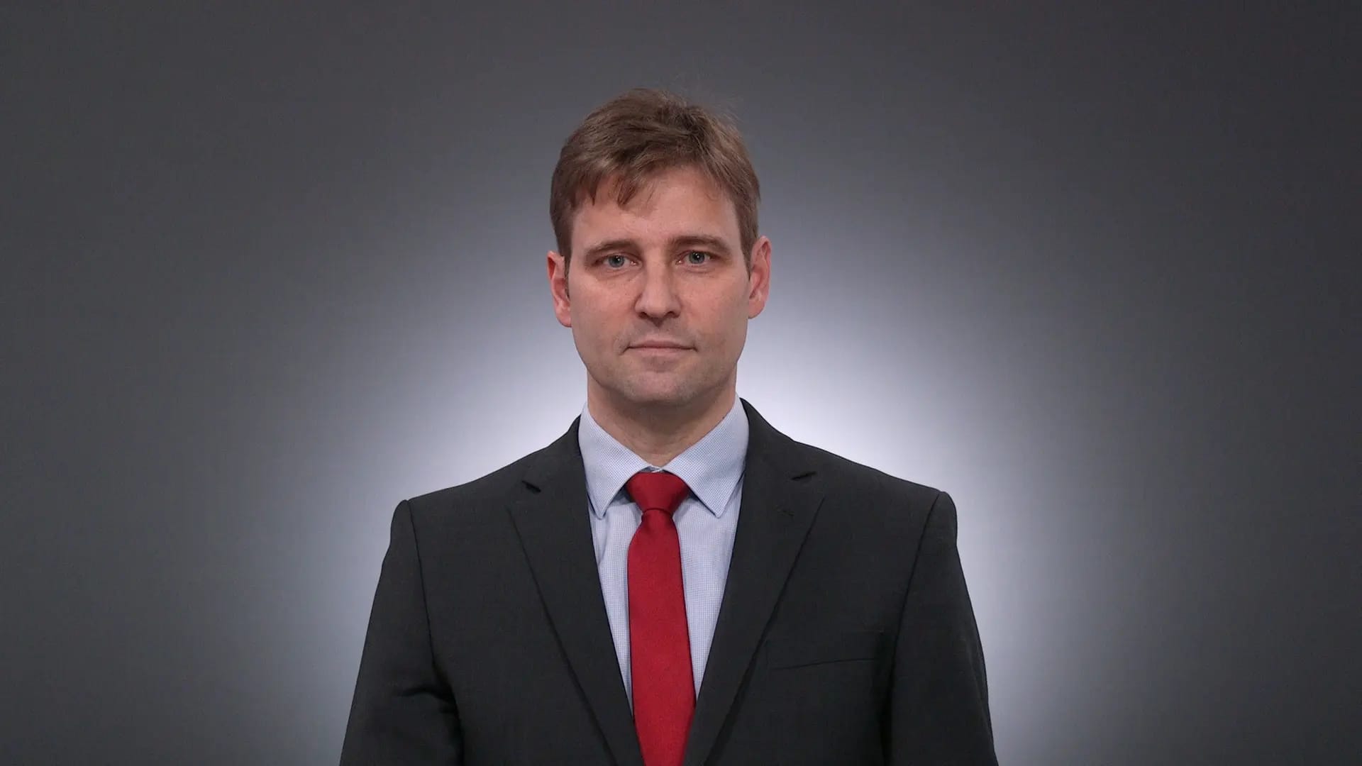 Germany’s AfD expels Hamburg lawmaker Robert Risch over participation in far-right congress in St. Petersburg