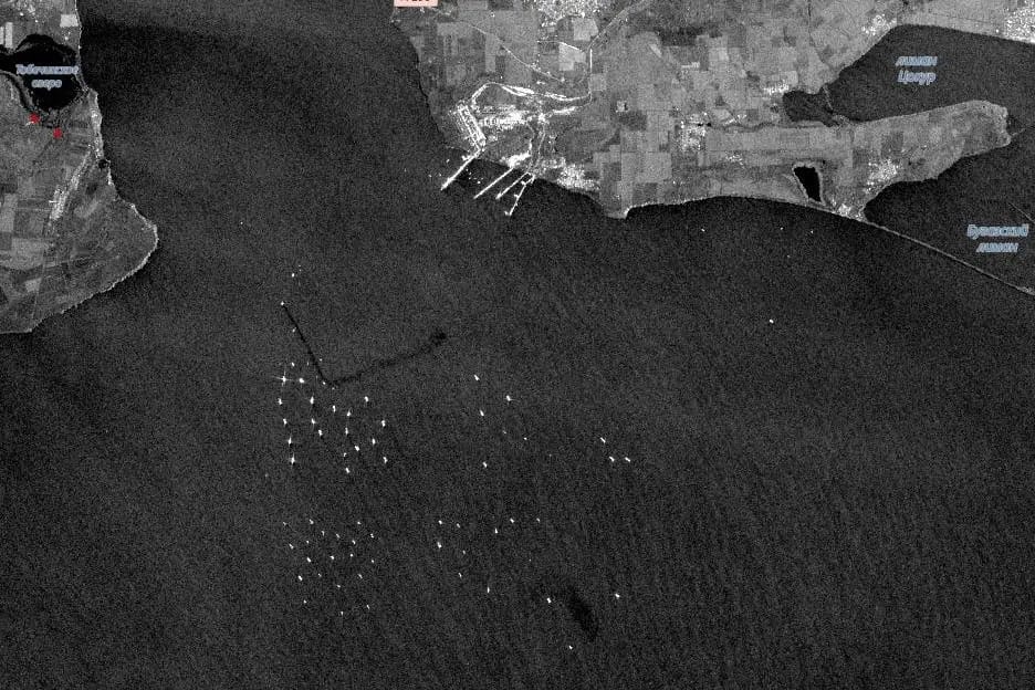 Fuel oil leak from wrecked Volgoneft tanker detected in Kerch Strait