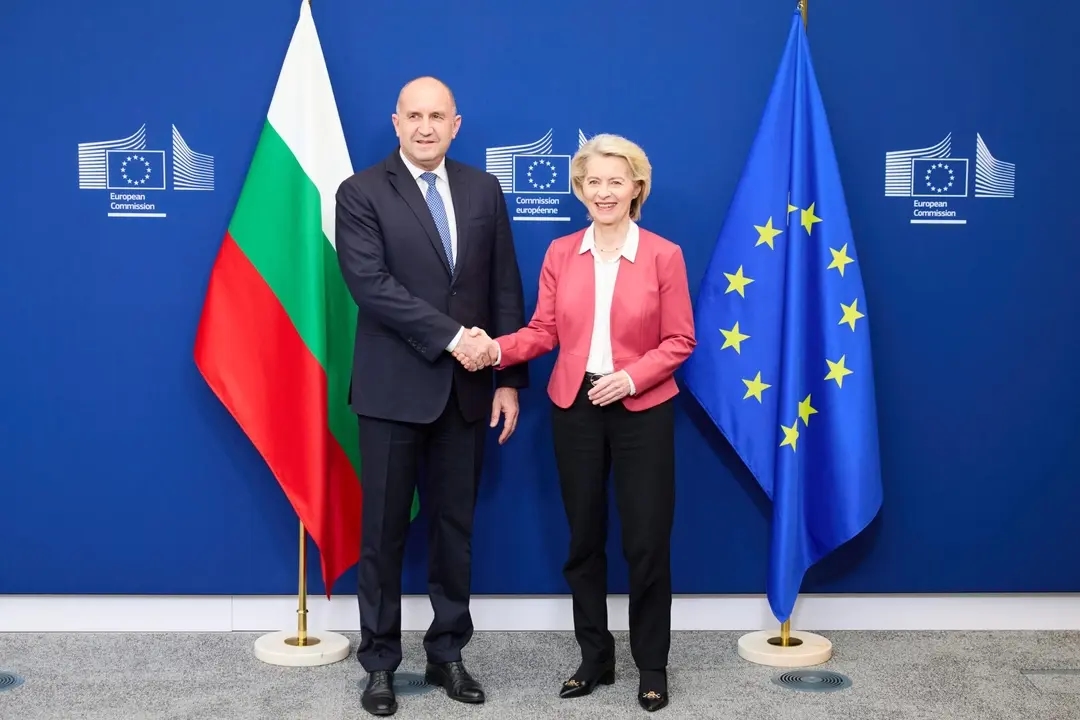 Bulgarian Prime Minister Rumen Radev and European Commission President Ursula von der Leyen. Photo: BTA